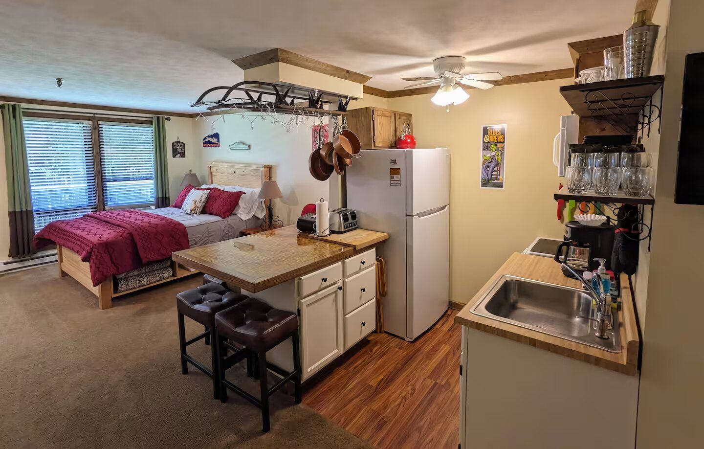 Thumbnail of 50 Ridgewood